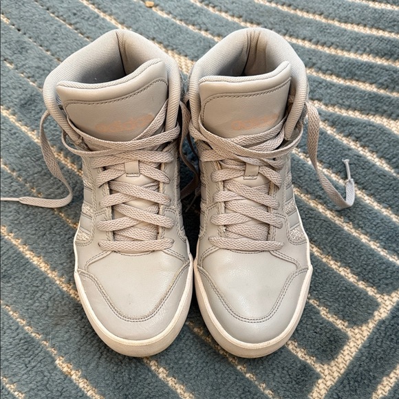 Adidas Light Gray High-Top Sneakers - Picture 2 of 6